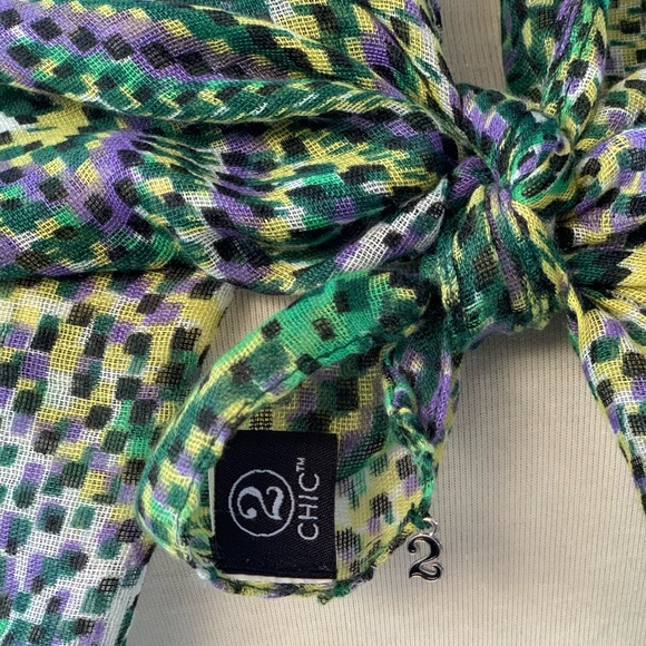 2 Chic Green, Purple, Yellow Multi-Colored Lightweight Infinity Scarf - Picture 3 of 5
